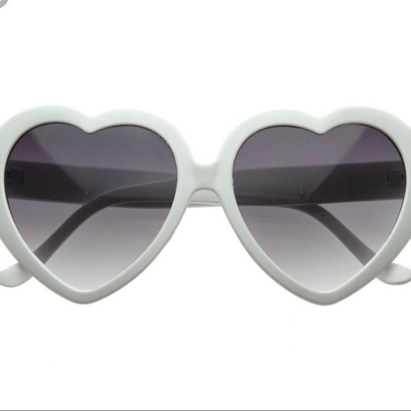 White Heart Shaped Sunglasses New - Picture 2 of 2